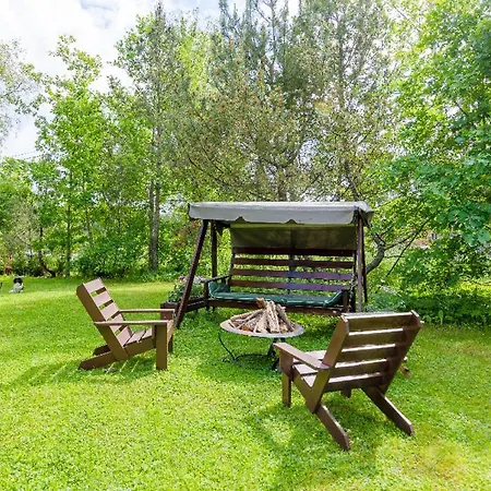 Poppelstrand Nuuksio, Pet Friendly Guest Nuuksio