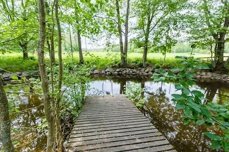 Poppelstrand Nuuksio, Pet Friendly Guest