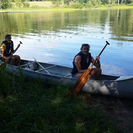 Poppelstrand Nuuksio, Pet Friendly Guest Appartement Nuuksio