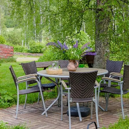 Poppelstrand Nuuksio, Pet Friendly Guest Nuuksio